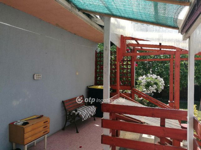 Eladó családi ház, Nagykállóban 44 M Ft, 4+1 szobás