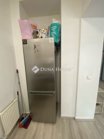 Kiadó téglalakás, albérlet, Pécsett 170 E Ft / hó, 2 szobás