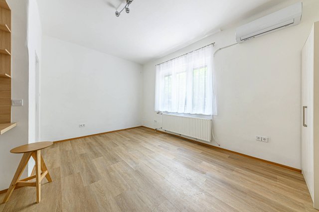 Kiadó téglalakás, albérlet, Budapesten, II. kerületben