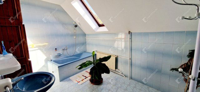 Eladó családi ház, Miskolcon 122 M Ft, 6+1 szobás