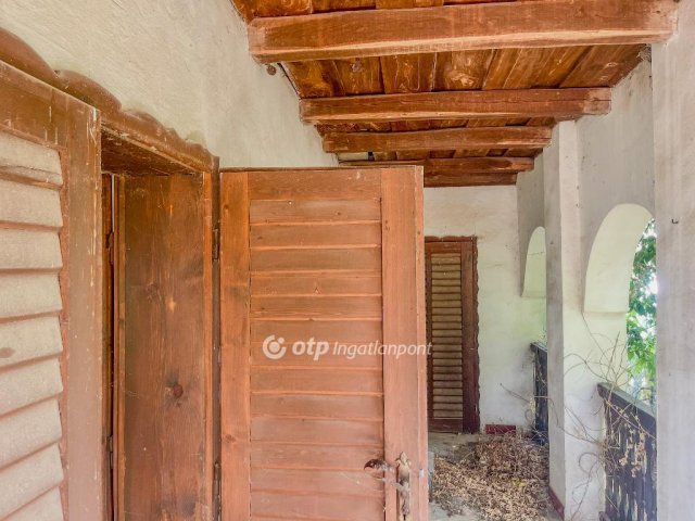 Eladó nyaraló, Téten 5.8 M Ft, 1+1 szobás / költözzbe.hu