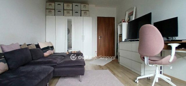 Eladó téglalakás, Budapesten, VIII. kerületben 104.9 M Ft