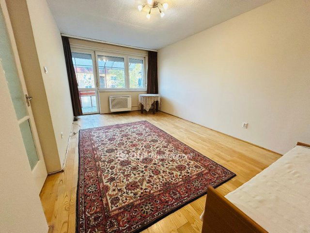 Eladó téglalakás, Nyíregyházán 35.9 M Ft, 1+1 szobás