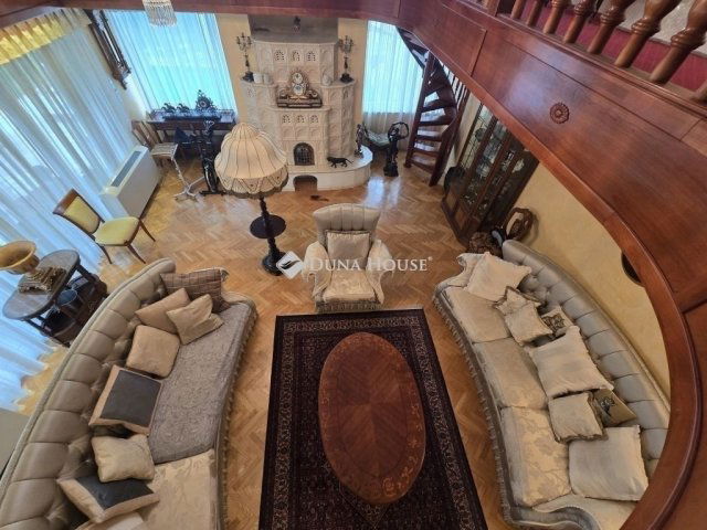 Eladó családi ház, Budaörsön 390 M Ft, 6+1 szobás