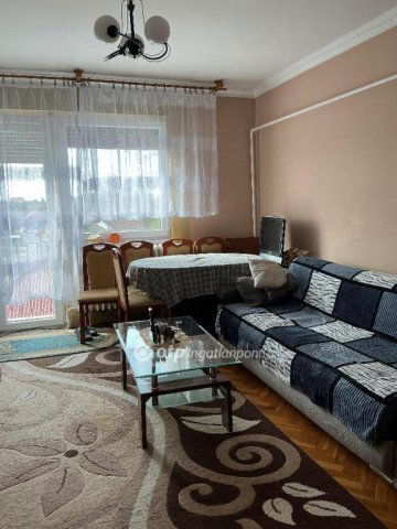 Eladó téglalakás, Nagykállóban 32.5 M Ft, 2 szobás