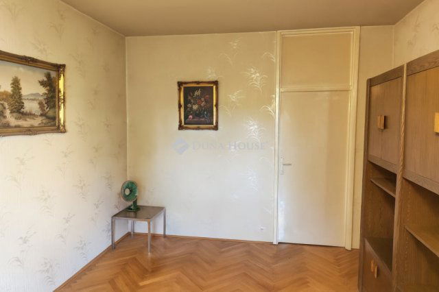 Eladó téglalakás, Budapesten, XIV. kerületben 75 M Ft, 4 szobás