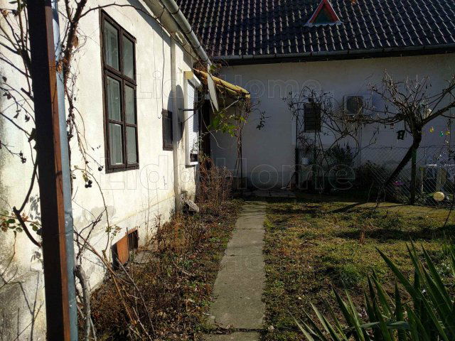 Eladó családi ház, Badacsonytördemicen 38.9 M Ft, 2 szobás