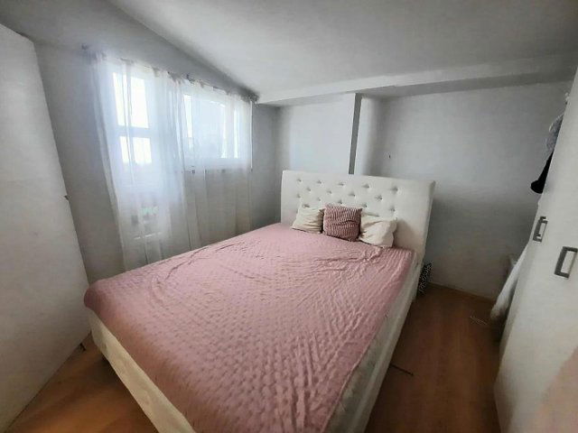 Eladó családi ház, Budapesten, XV. kerületben 55 M Ft