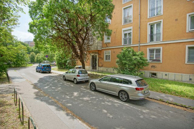 Eladó téglalakás, Budapesten, XIII. kerületben 52.5 M Ft