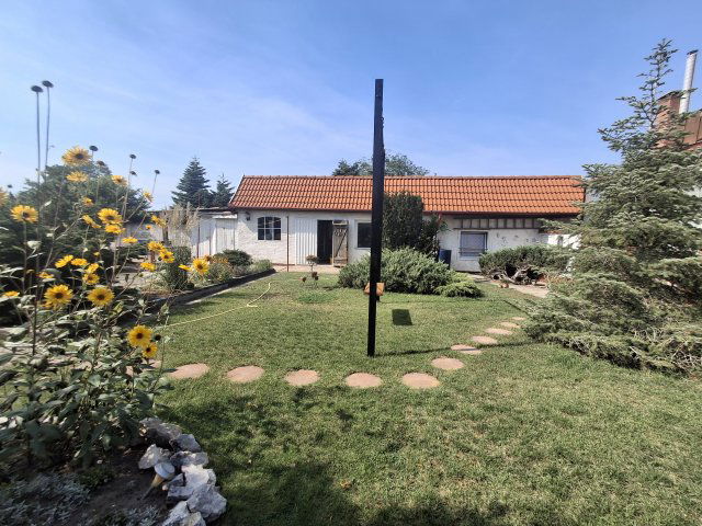 Eladó családi ház, Esztergomban 71.9 M Ft, 4 szobás