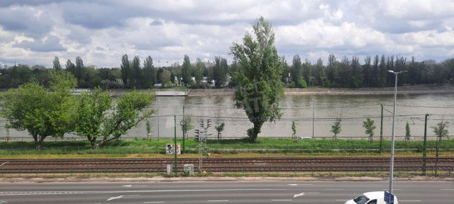 Eladó téglalakás, II. kerületben, Árpád fejedelem útján