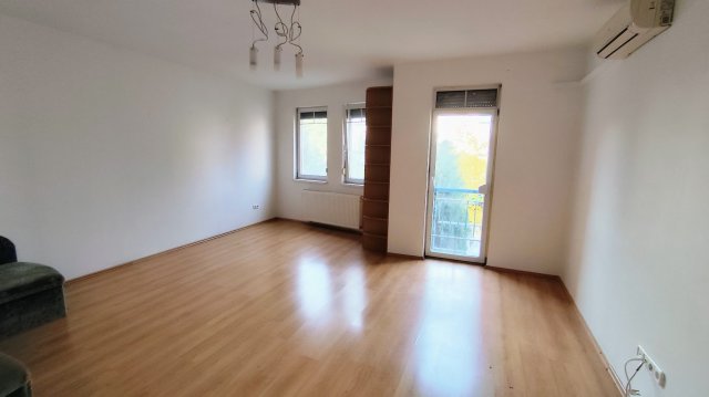 Eladó téglalakás, Budapesten, X. kerületben, Tavas utcában