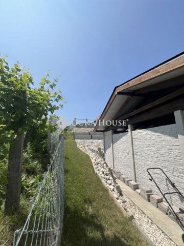 Eladó nyaraló, Tokodon 58 M Ft, 1 szobás / költözzbe.hu