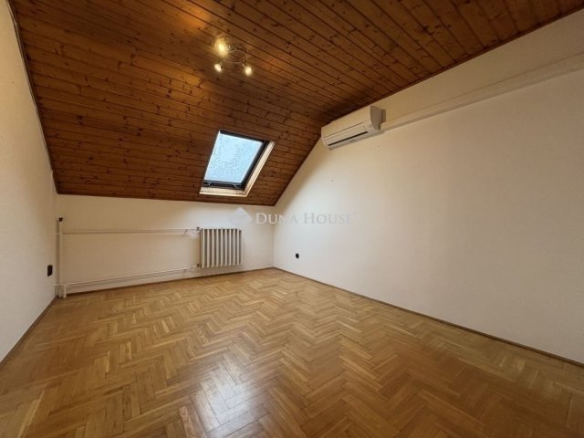 Eladó családi ház, Gyálon 124.9 M Ft, 5 szobás