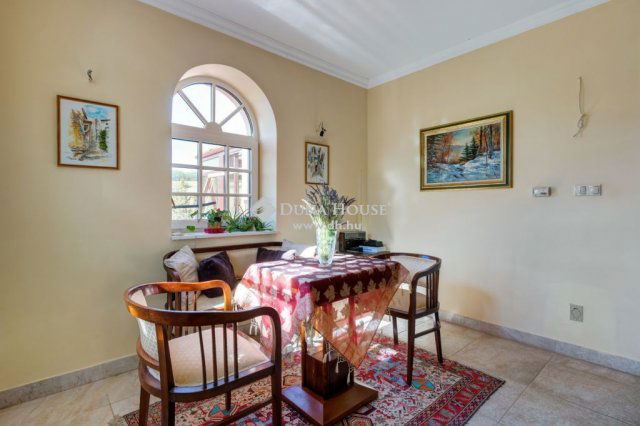 Eladó családi ház, Erdőkertesen 325 M Ft, 5 szobás