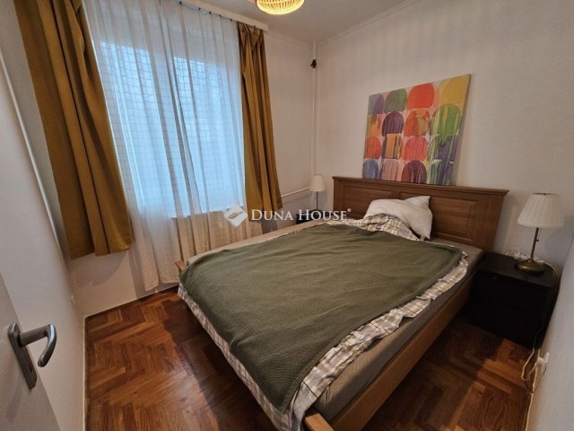 Eladó panellakás, Budapesten, III. kerületben 74.5 M Ft