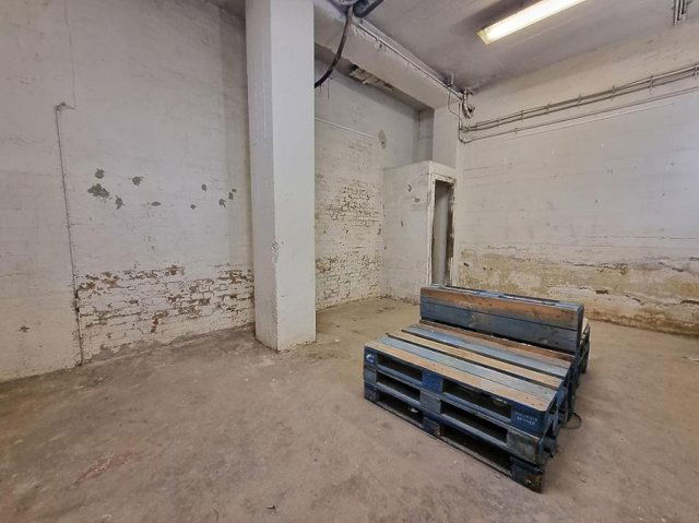 Kiadó ipari ingatlan, Budapesten, V. kerületben 80 E Ft / hó