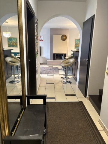 Eladó ikerház, Budapesten, XVI. kerületben 192 M Ft, 6 szobás