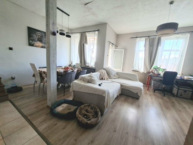 Eladó családi ház, Vecsésen 119 M Ft, 7+1 szobás