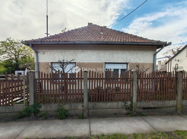 Eladó családi ház, Szabadkígyóson 16.9 M Ft, 2+1 szobás