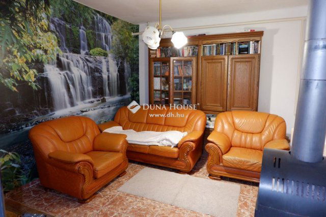 Eladó családi ház, Mátyásdombon 35 M Ft, 4 szobás