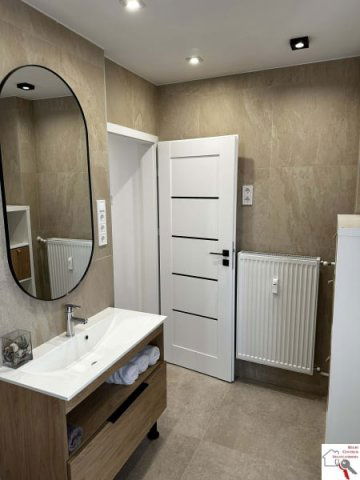 Eladó panellakás, Pécsett 63.9 M Ft, 3 szobás