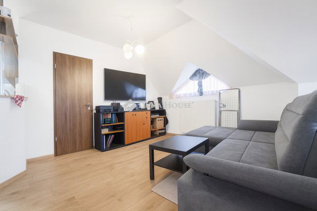 Eladó téglalakás, Budapesten, XVIII. kerületben 87.5 M Ft