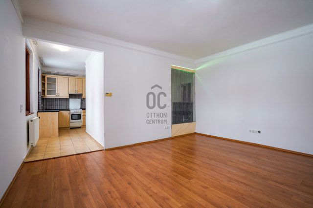 Eladó téglalakás, Szentendrén 67.9 M Ft, 2 szobás