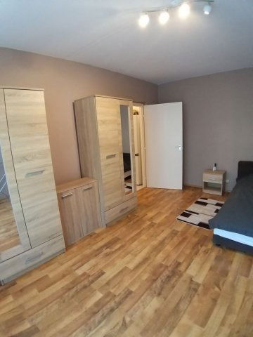 Eladó panellakás, Debrecenben 79.9 M Ft, 4 szobás