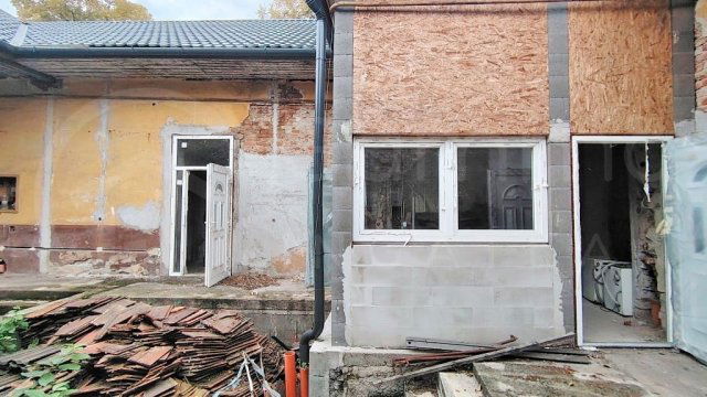 Eladó családi ház, Miskolcon 59 M Ft, 6 szobás