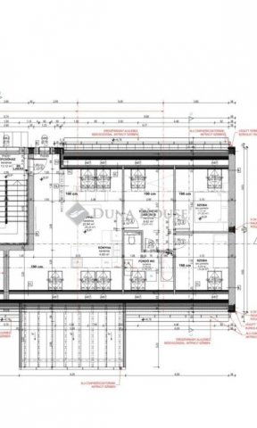 Eladó téglalakás, Szentesen 42.265 M Ft, 3 szobás