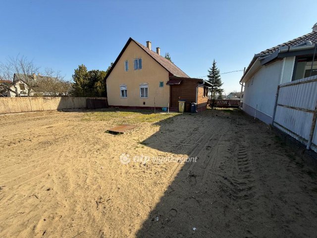Eladó családi ház, Nyíregyházán 51.999 M Ft, 2 szobás