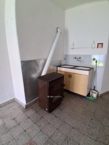 Eladó családi ház, Szanyon 22.99 M Ft, 2+1 szobás