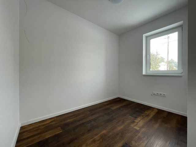 Eladó családi ház, Budapesten, III. kerületben 172 M Ft