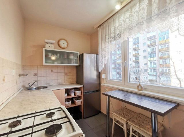 Eladó panellakás, Székesfehérvárott 58.9 M Ft, 3 szobás