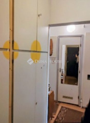 Eladó panellakás, Pécsett, Nagy Imre úton 41.9 M Ft, 2 szobás