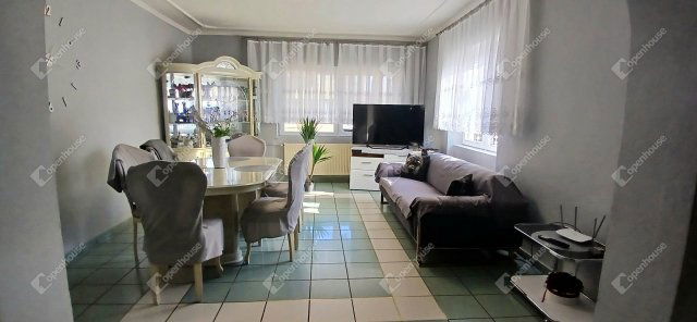 Eladó családi ház, Zalaegerszegen 75 M Ft, 4 szobás