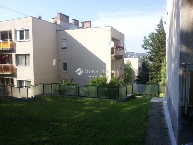 Eladó téglalakás, Budapesten, XII. kerületben 93 M Ft, 2 szobás