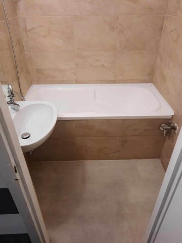 Kiadó panellakás, albérlet, Győrött, Illyés Gyula utcában