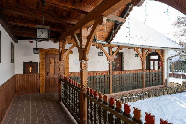 Eladó családi ház, Nőtincsen 1276.74 M Ft, 8 szobás