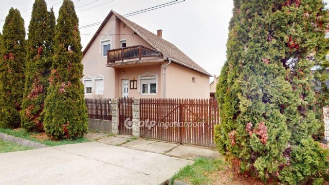 Eladó családi ház, Sajószentpéteren 49.9 M Ft, 4 szobás