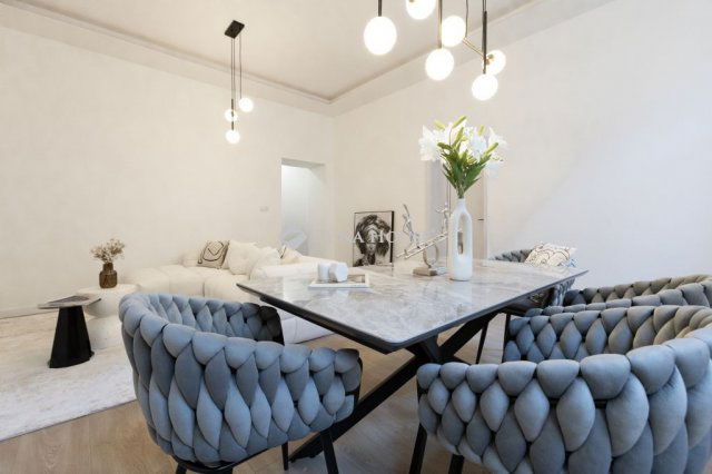 Eladó téglalakás, Budapesten, VII. kerületben, Szinva utcában