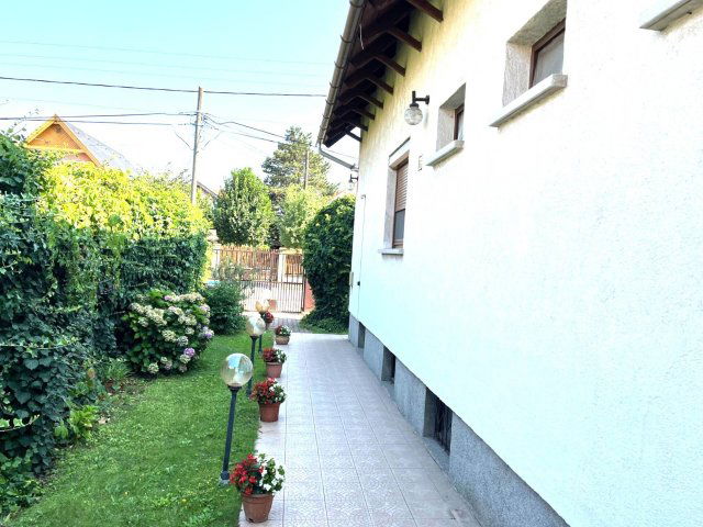 Eladó családi ház, Budapesten, XVIII. kerületben 99.9 M Ft