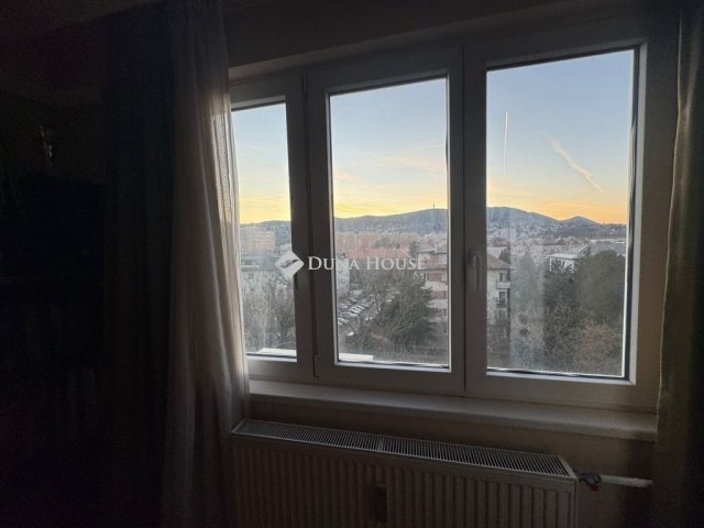 Eladó panellakás, Budapesten, III. kerületben 75 M Ft, 1+2 szobás