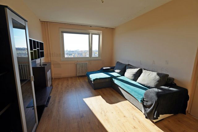 Kiadó panellakás, albérlet, Szegeden, Retek utcában