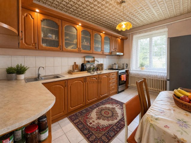 Eladó családi ház, Pencen 67 M Ft, 4 szobás