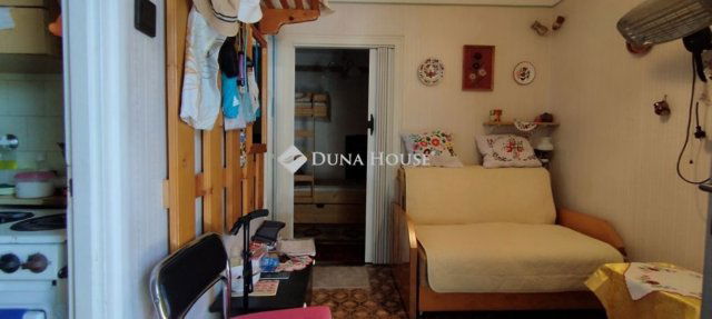 Eladó nyaraló, Tóalmáson 16.5 M Ft, 2 szobás