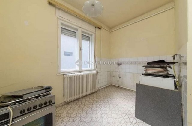 Eladó családi ház, Budapesten, XVII. kerületben 80 M Ft