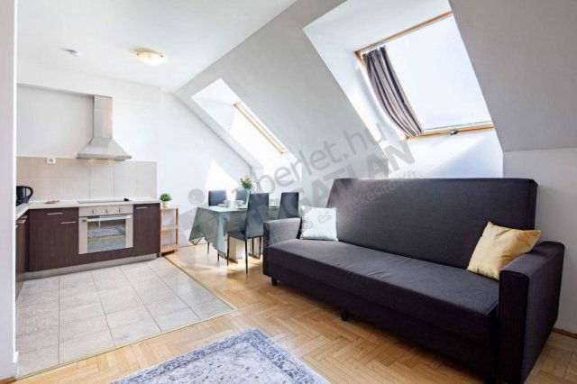 Kiadó téglalakás, albérlet, Budapesten, VII. kerületben