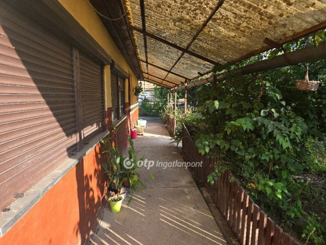 Eladó családi ház, Hajdúszoboszlón 32.9 M Ft, 2 szobás